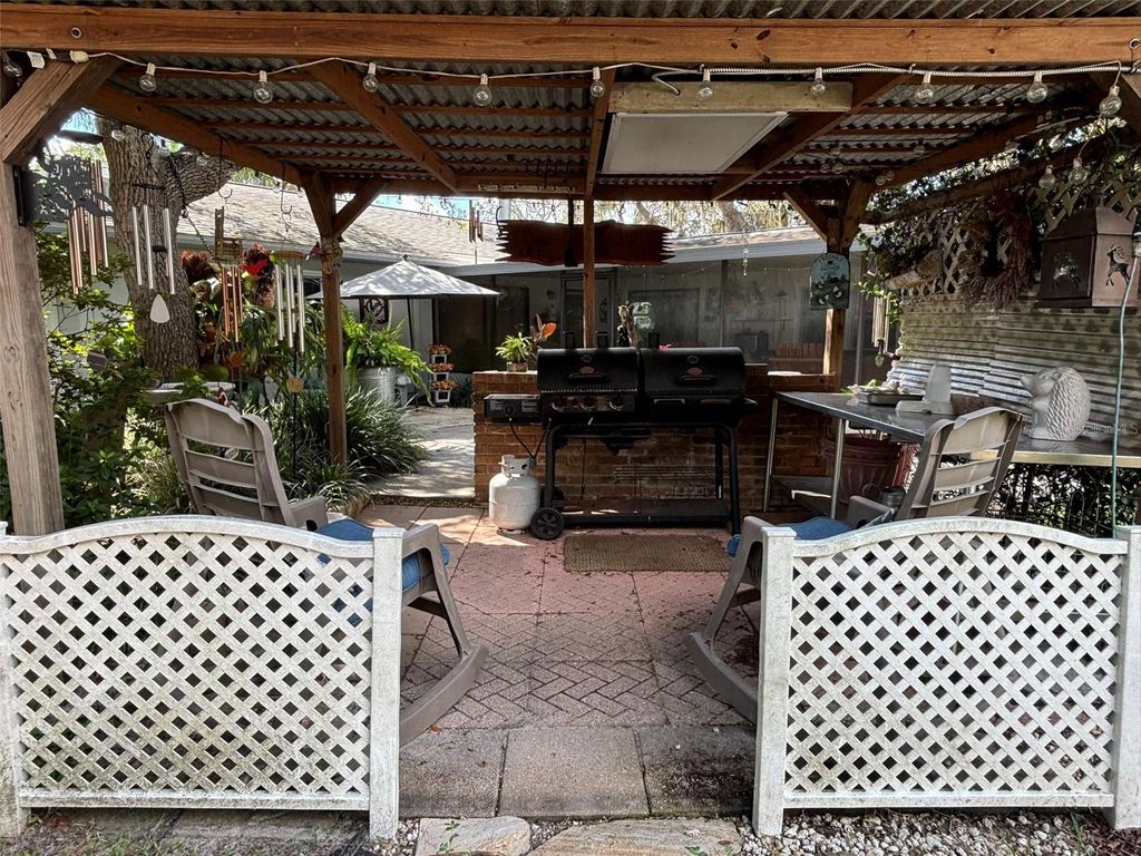 Image 36 of property listing at 2309 WOODBEND CIRCLE, New Port Richey, FL 34655