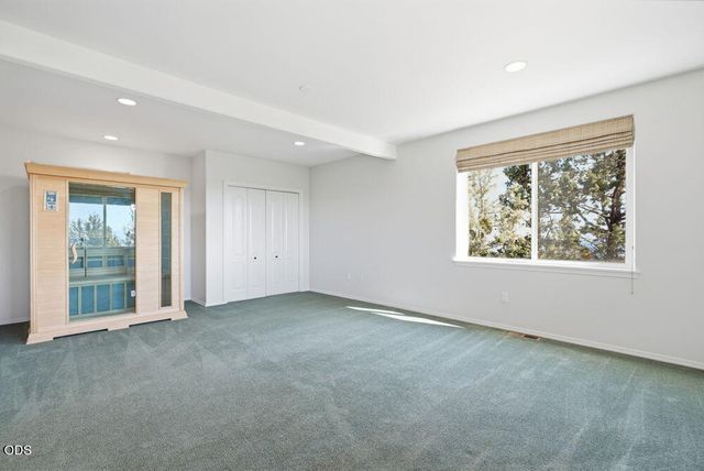 1019 NW Hale Court, Bend, OR 97703
