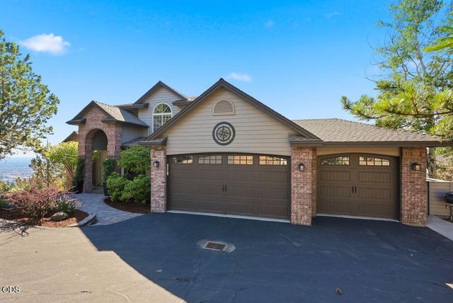 1019 NW Hale Court, Bend, OR 97703
