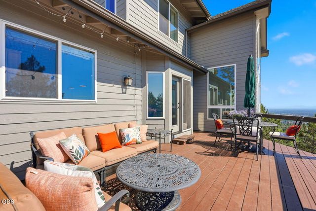1019 NW Hale Court, Bend, OR 97703