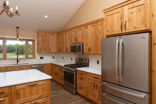 W13508 CYPRESS AVENUE, Coloma, WI 54930