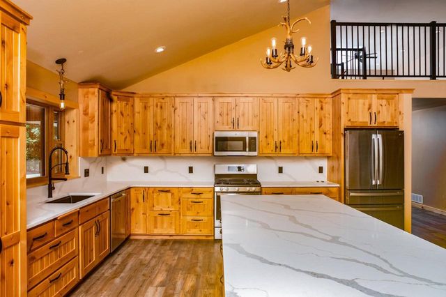 W13508 CYPRESS AVENUE, Coloma, WI 54930
