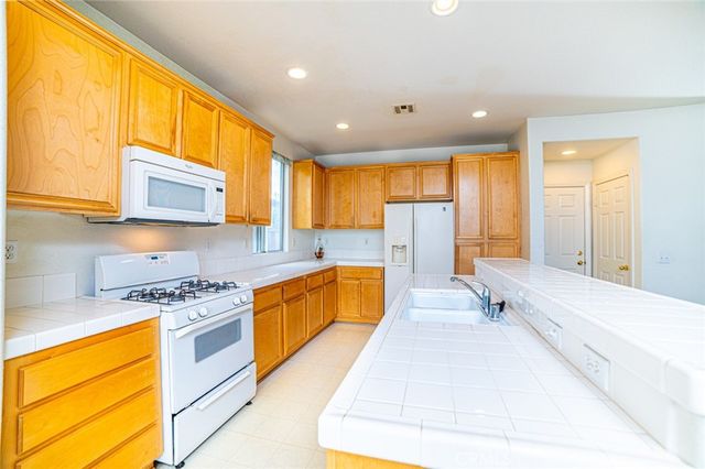 16039 Palomino, Moreno Valley, CA 92551