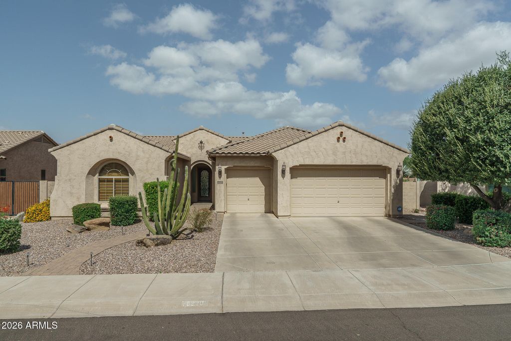 8230 N 180TH Drive, Waddell, AZ 85355