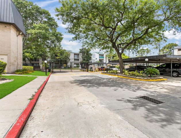 8429 Hearth Drive 3, Houston, TX 77054
