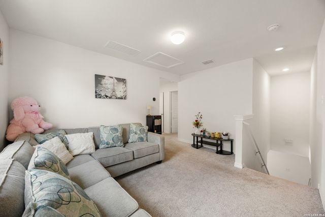 11648 Midnight Rain, San Antonio, TX 78245