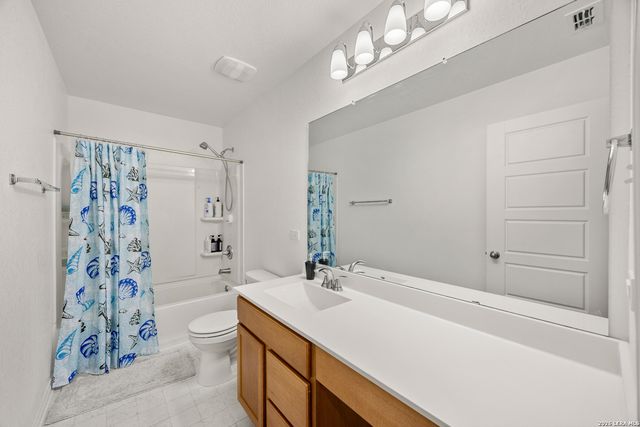 11648 Midnight Rain, San Antonio, TX 78245