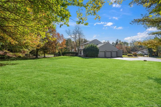 19 Carlisle Drive, Old Brookville, NY 11545