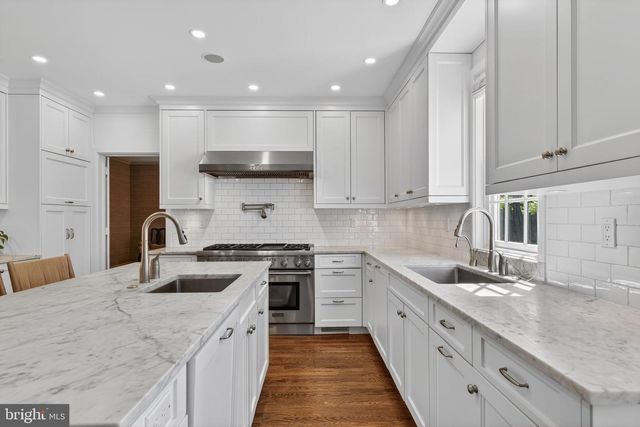 4340 GARFIELD ST NW, Washington, DC 20007