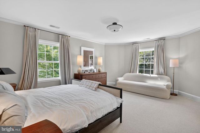 4340 GARFIELD ST NW, Washington, DC 20007