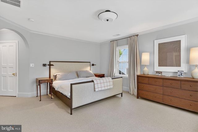4340 GARFIELD ST NW, Washington, DC 20007