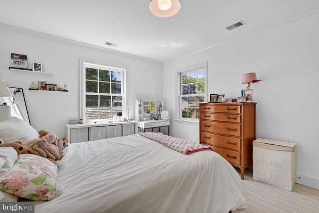 4340 GARFIELD ST NW, Washington, DC 20007