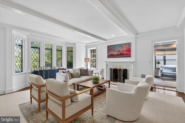 4340 GARFIELD ST NW, Washington, DC 20007