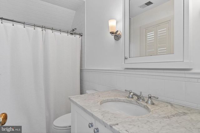 4340 GARFIELD ST NW, Washington, DC 20007