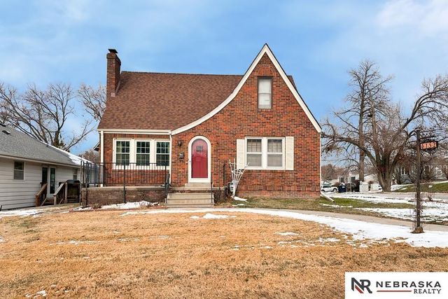 6152 Hickory Street, Omaha, NE 68106