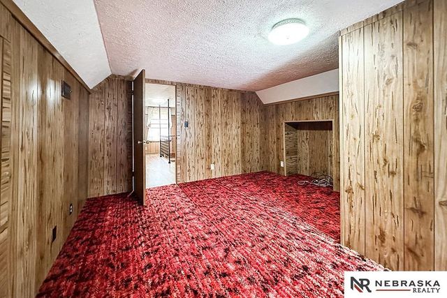 6152 Hickory Street, Omaha, NE 68106