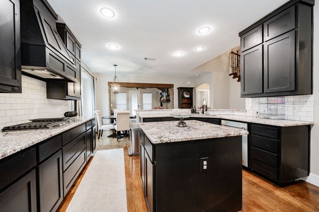 5404 Paloma Blanca Drive, Fort Worth, TX 76179