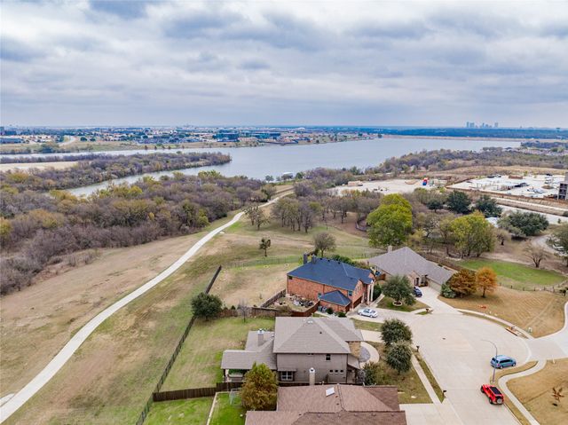 5404 Paloma Blanca Drive, Fort Worth, TX 76179