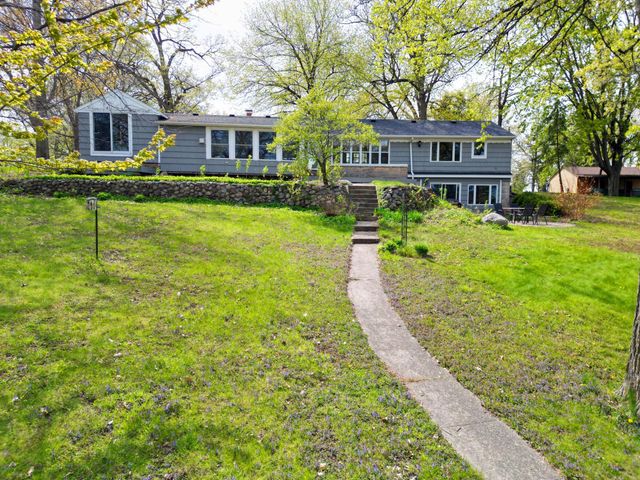 7043 Highway 71 NE, Willmar, MN 56201