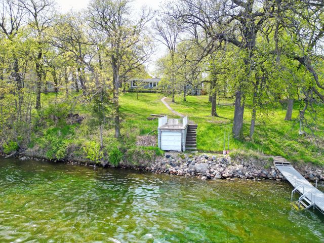 7043 Highway 71 NE, Willmar, MN 56201