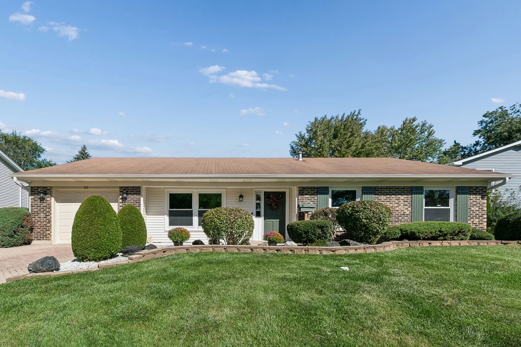 25 Red Haw Lane, Lake Zurich, IL 60047 — exterior