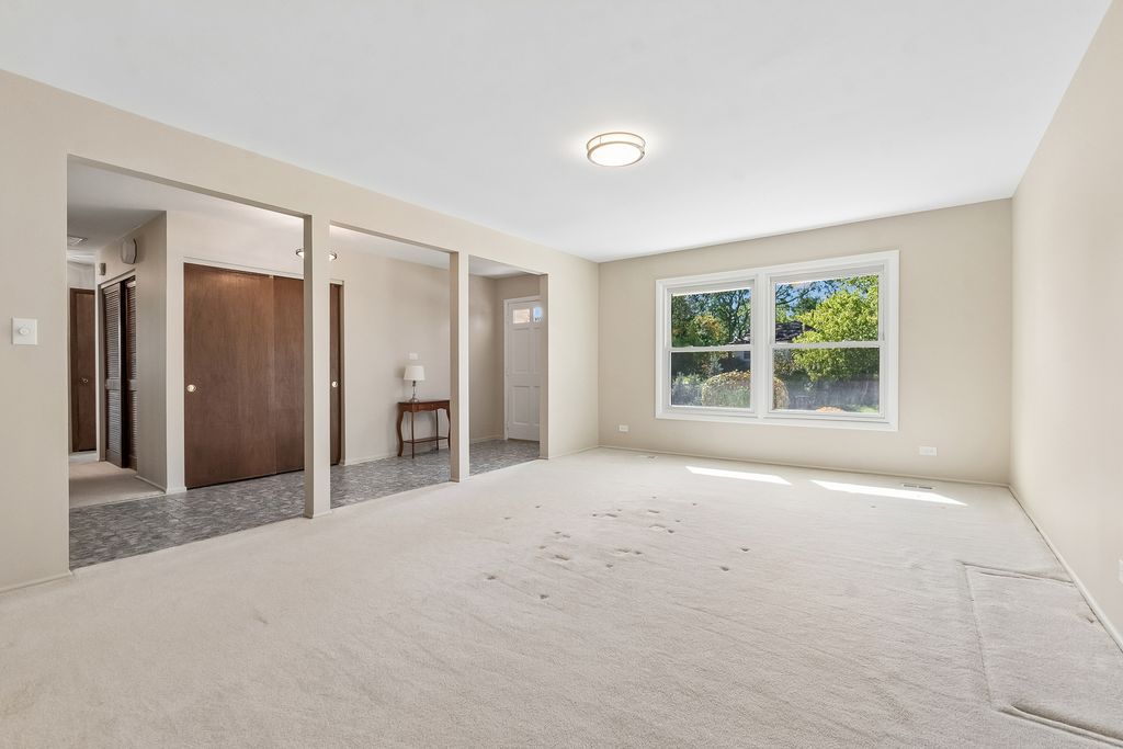 25 Red Haw Lane, Lake Zurich, IL 60047 — photo 4