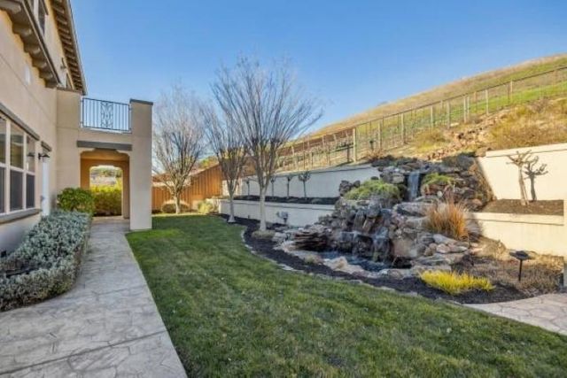 387 Golden Grass Dr, Alamo, CA 94507