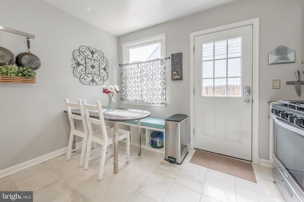 Image 11 of property listing at 1346 SUDVALE RD, Baltimore, MD 21208