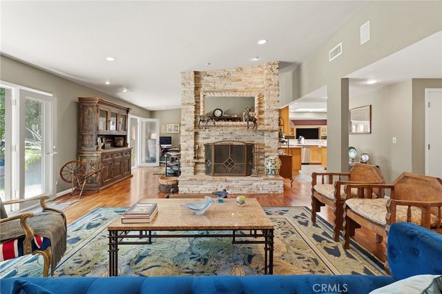 4956 Hood Drive, Woodland Hills, CA 91364