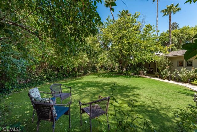 4956 Hood Drive, Woodland Hills, CA 91364