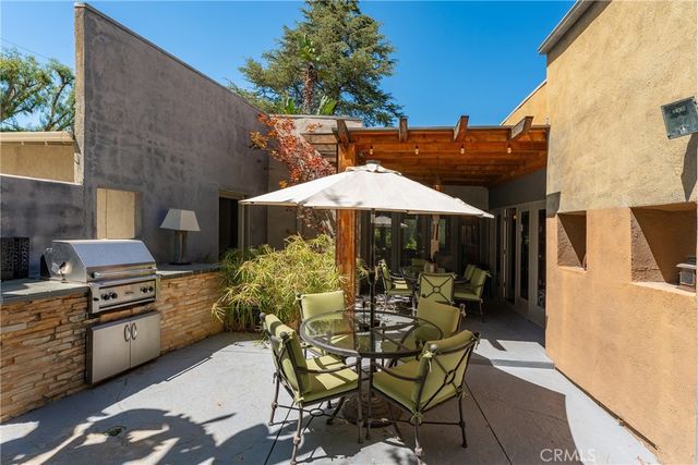 4956 Hood Drive, Woodland Hills, CA 91364