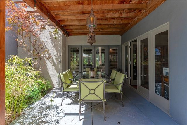 4956 Hood Drive, Woodland Hills, CA 91364