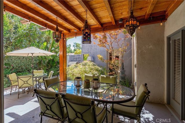 4956 Hood Drive, Woodland Hills, CA 91364