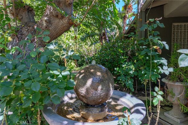 4956 Hood Drive, Woodland Hills, CA 91364