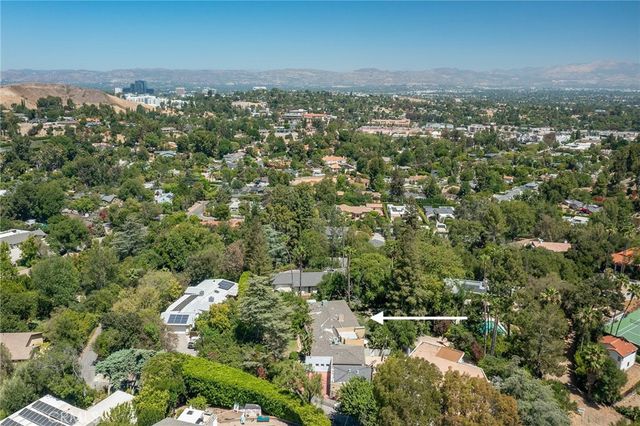 4956 Hood Drive, Woodland Hills, CA 91364