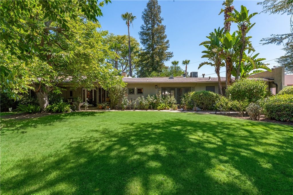4956 Hood Drive, Woodland Hills, CA 91364 — photo 2