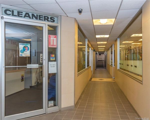 17-85 215th Street 2H, Bayside, NY 11360