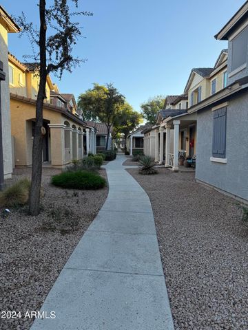 105 E CATCLAW Street, Gilbert, AZ 85296