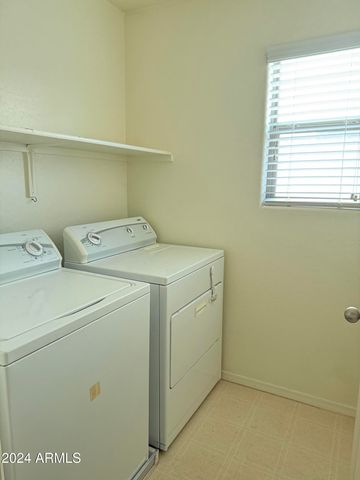 105 E CATCLAW Street, Gilbert, AZ 85296