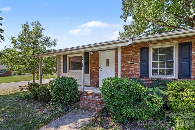 701 Bilmark Avenue, Charlotte, NC 28213