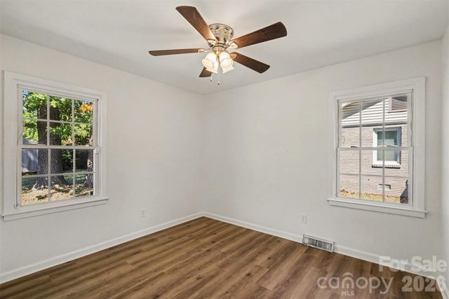701 Bilmark Avenue, Charlotte, NC 28213