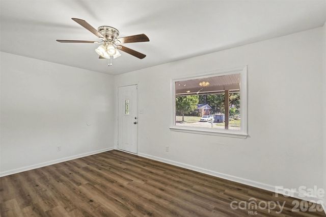 701 Bilmark Avenue, Charlotte, NC 28213