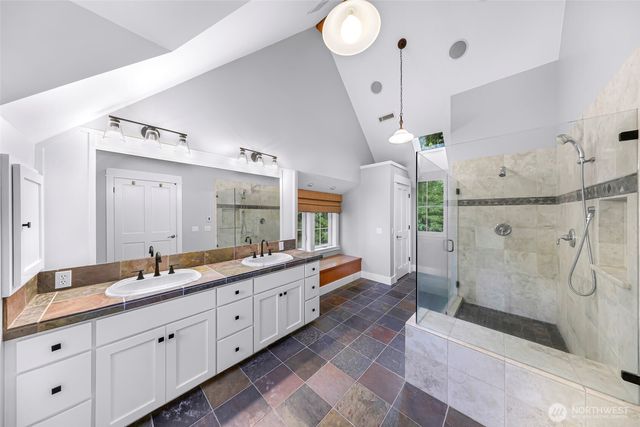 2030 290th Avenue NE, Carnation, WA 98014
