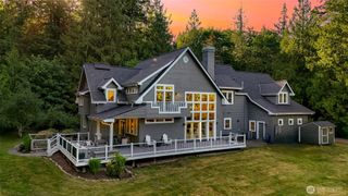 2030 290th Avenue NE, Carnation, WA 98014
