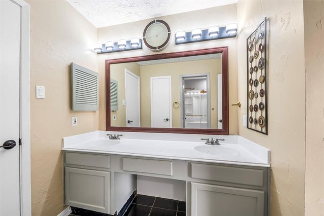 15719 Tammany Lane, Houston, TX 77082