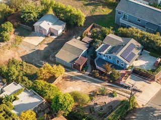 697 Ocean View Avenue, Encinitas, CA 92024