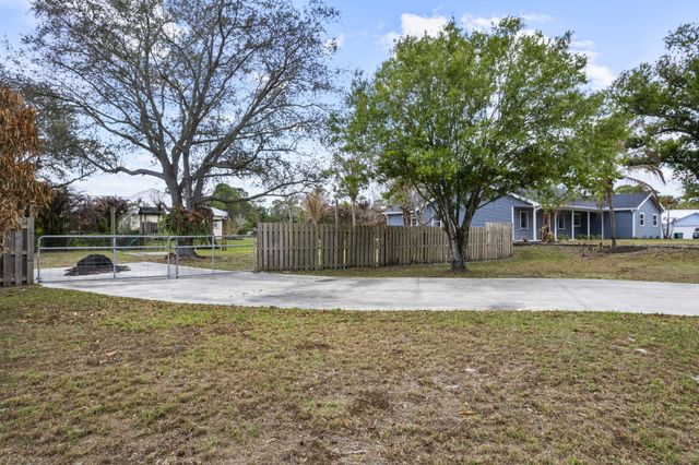 701 Bartow Street, Fort Pierce, FL 34982