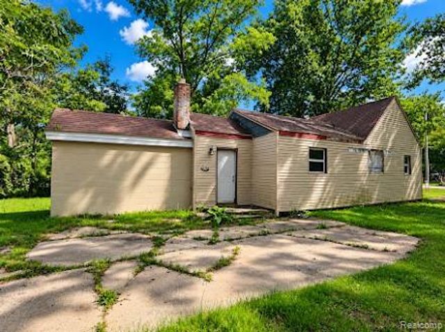 1446 N Cornell Avenue, Mt. Morris Township, MI 48505