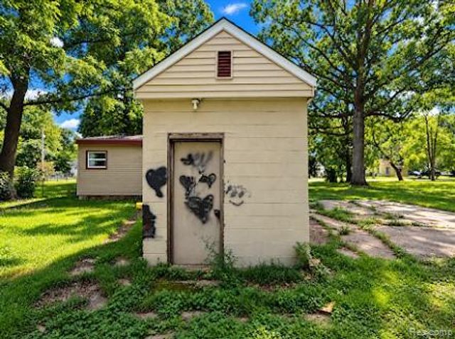 1446 N Cornell Avenue, Mt. Morris Township, MI 48505