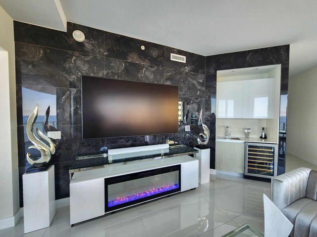 3100 N Ocean Drive H-1503, Singer Island, FL 33404